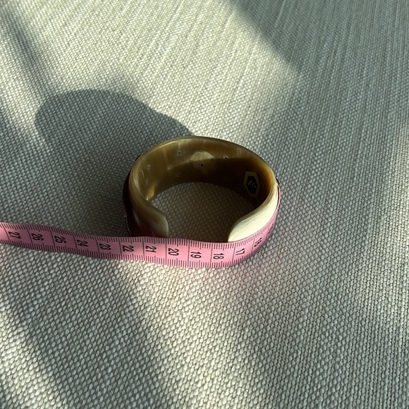 Ashley Pittman Ungana mixed stone cuffed bracelet light horn - Picture 10 of 11